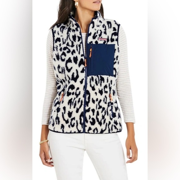 Vineyard Vines SuperShep Leopard Print High Pile Fleece Vest, Size S - Picture 2 of 16